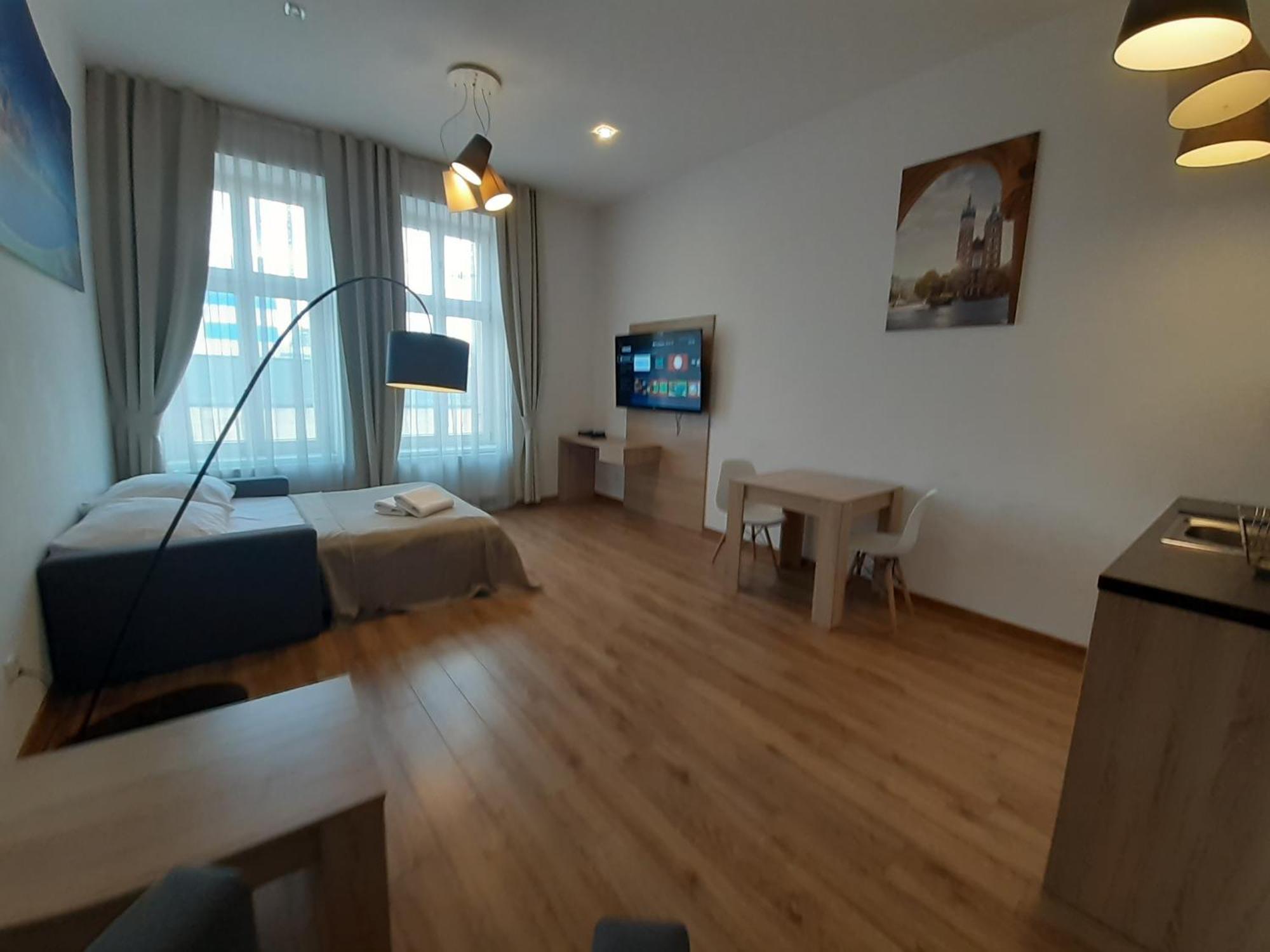 Old Town Apartments - B20 — Photos 2